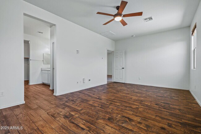 Building Photo - 21582 W Cocopah St