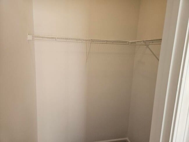 Building Photo - Chapin Home