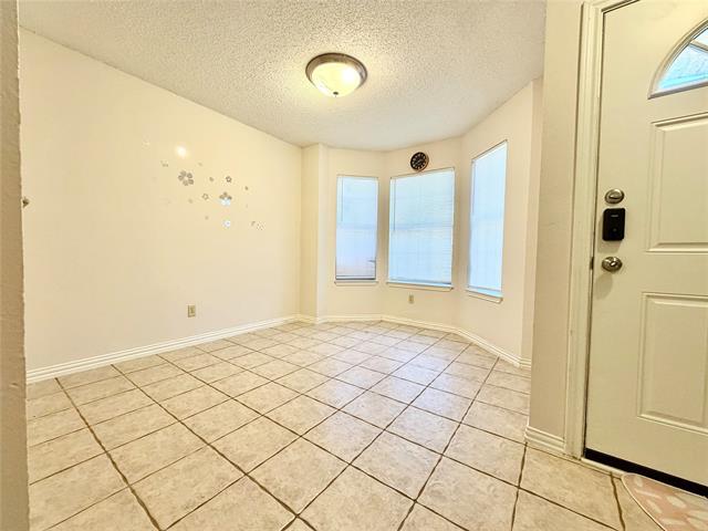 Building Photo - 1720 Circle Creek Dr