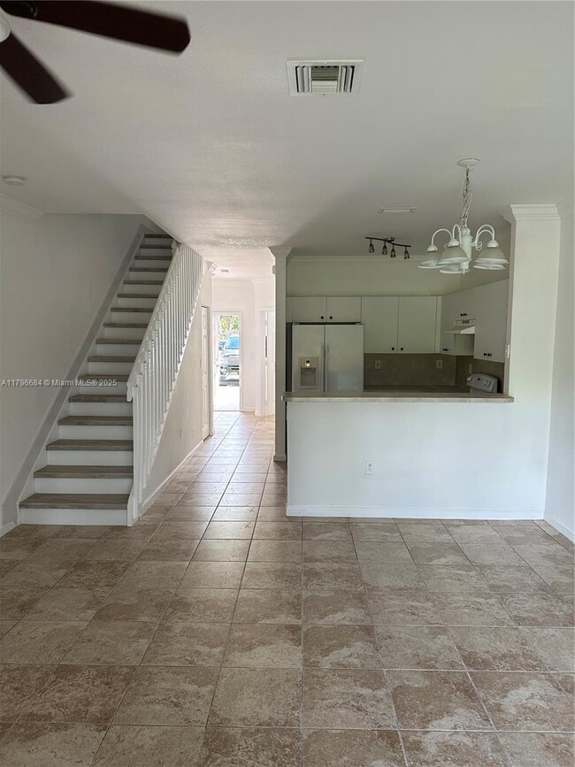 Building Photo - 4513 Woodland Cir