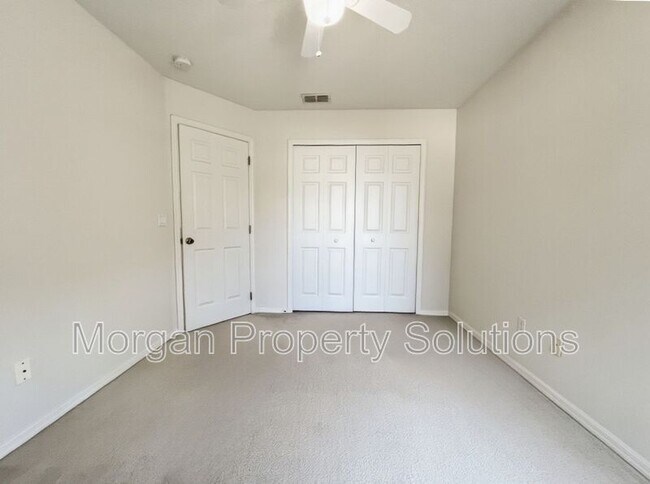 Building Photo - 5379 Tortuga Dr