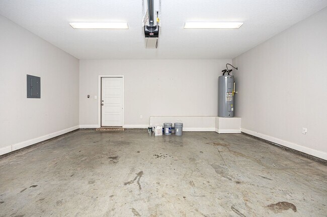 Building Photo - Rental in Landon Green Subdivision