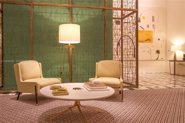 Building Photo - 801 S Miami Ave