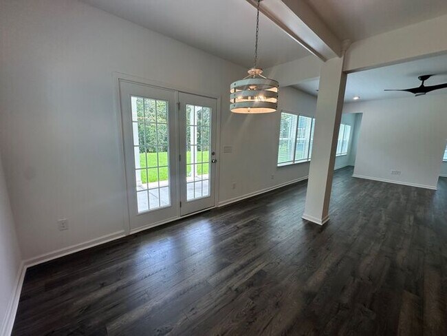 Building Photo - NEW CONSTRUCTION 4BD/2.5 Home in Stonebrid...