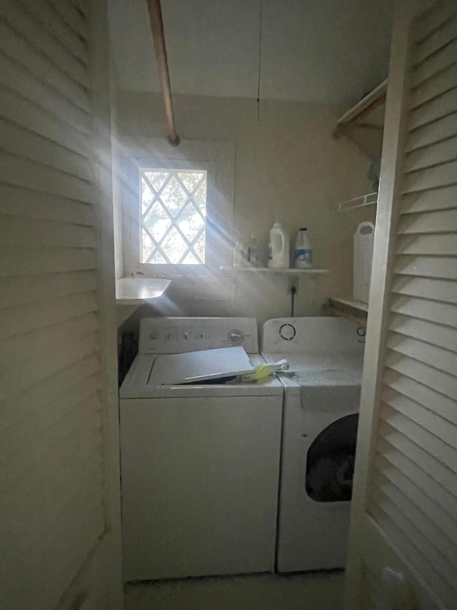 washer/dryer - 856 Boston Post Rd