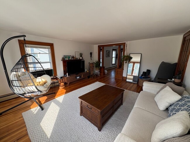 Building Photo - 3729 New York 43-2nd floor