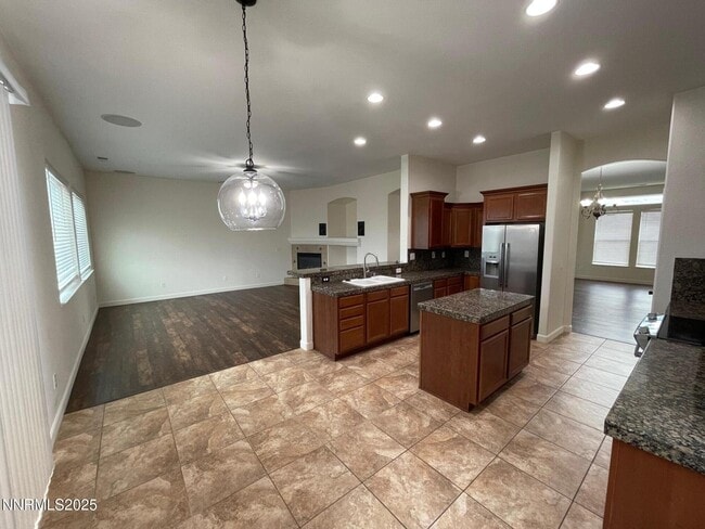 Building Photo - 17910 Cedar Mountain Ct