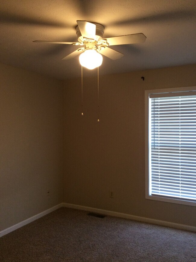 Building Photo - Available July 31st, 2026!