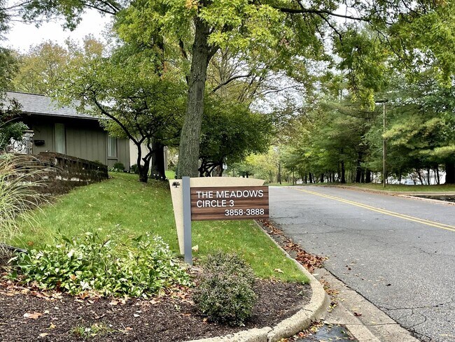 Building Photo - Spacious 2 Bedroom 2 Bathroom Condo in Kal...