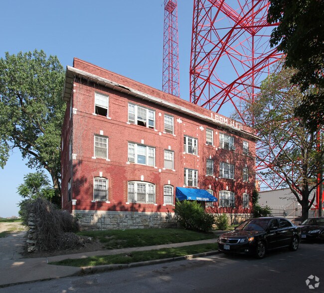 The Springhurst 31103112 Grand Ave Kansas City MO 64111 Apartment