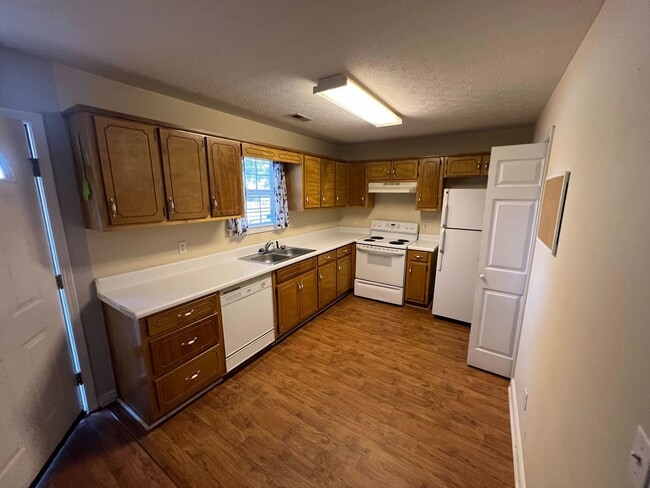 Building Photo - Nice 2bd 1ba in Bremen City School District