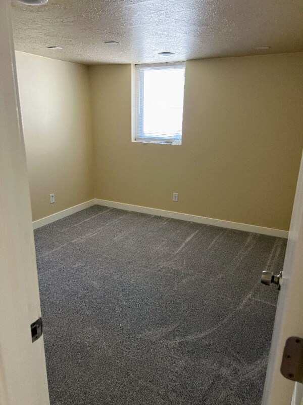 Building Photo - 1876 S Roberta St