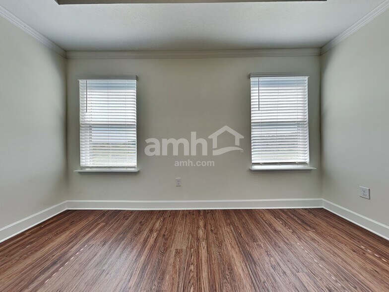 Building Photo - 2560 Sunrise Lndg Lp