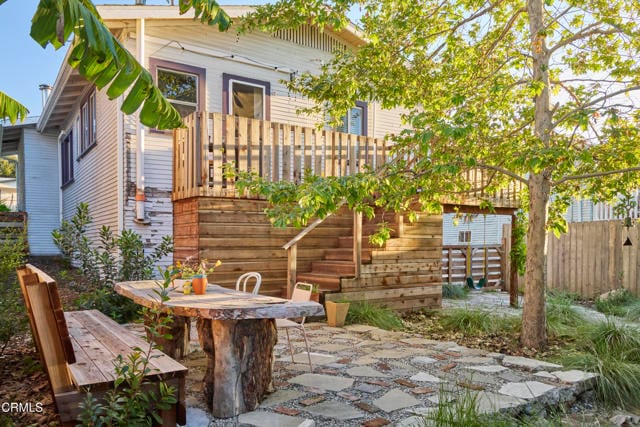 Building Photo - 5259 Aldama St