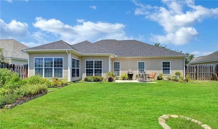 Building Photo - 121 Willow Point Cir