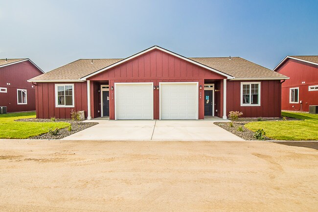 Building Photo - 318 S Marigold Ln