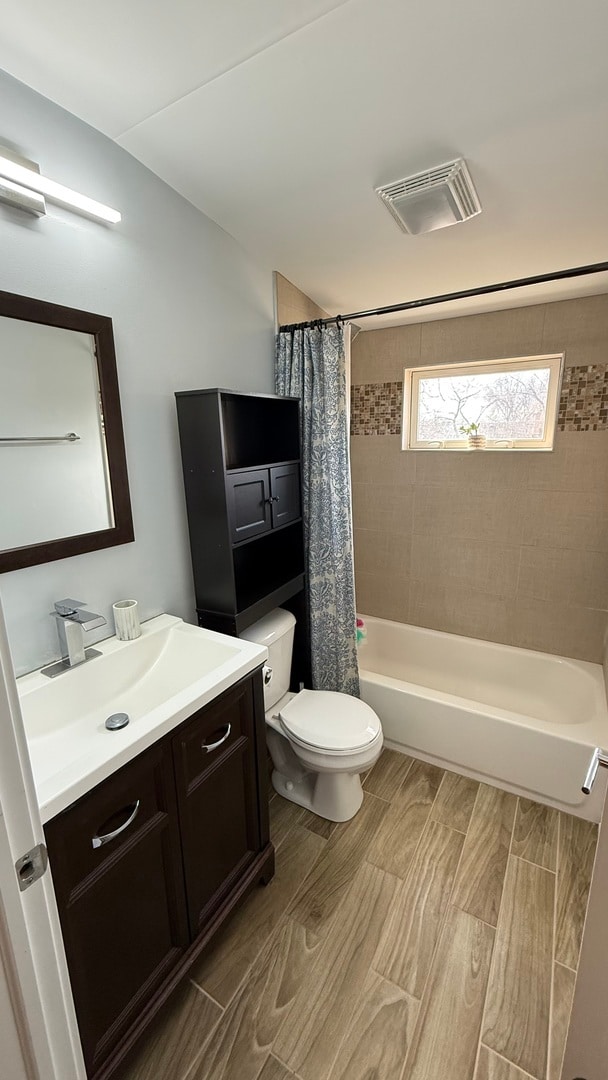 Building Photo - 8408 S Lorel Ave