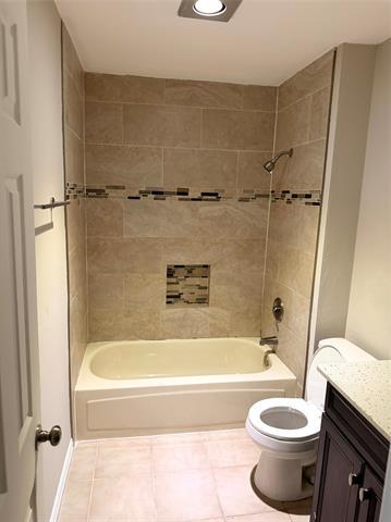 Building Photo - 1000 Lamesa Ct