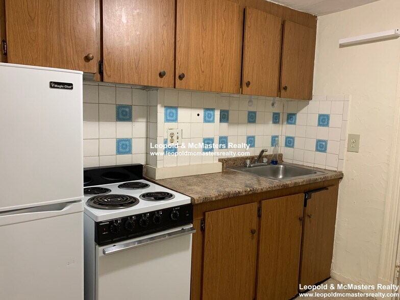 Building Photo - 500 Beacon St