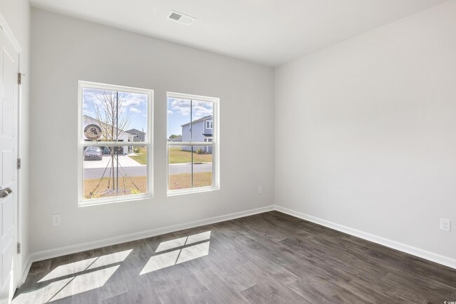Building Photo - 1019 Canter Dr