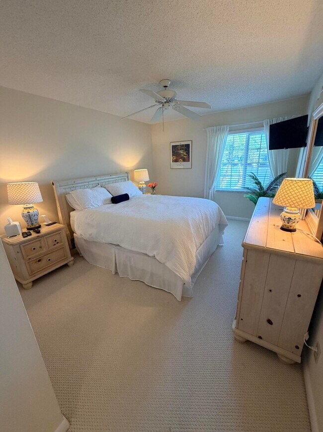 Building Photo - 1214 Ocean Dunes Cir