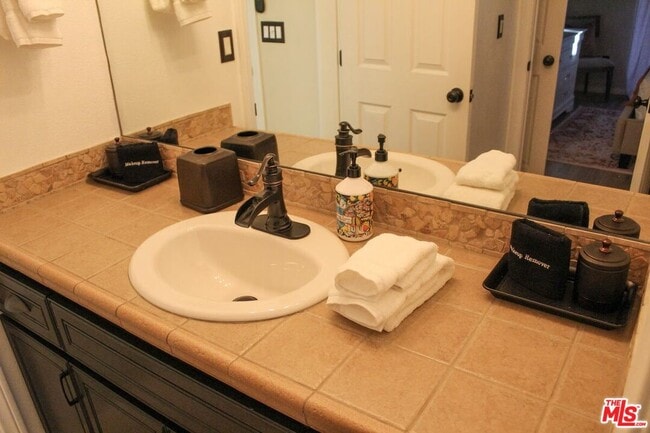 Building Photo - 80777 Cll Azul
