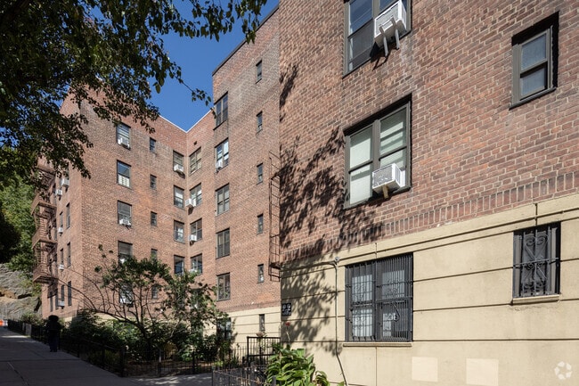 Building Photo - Fort Tryon Gardens