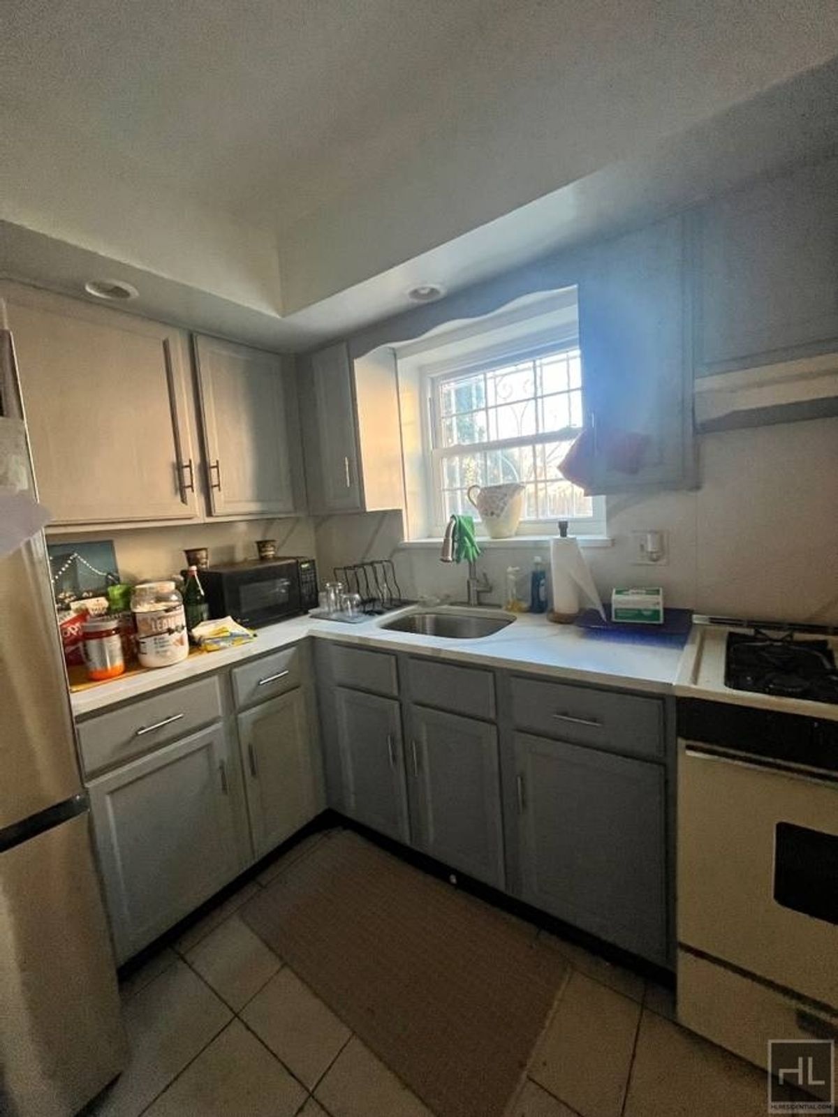 Building Photo - 74 STREET