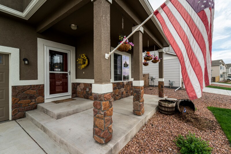Building Photo - 9711 Desert Lily Cir