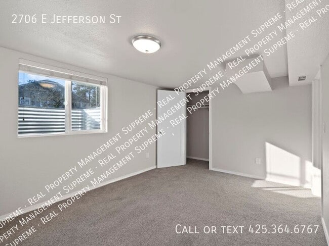 Building Photo - 2706 E Jefferson St