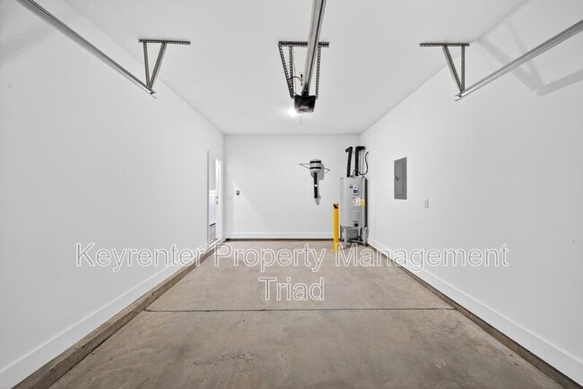Building Photo - 3611 Bridleton Ridge Trail