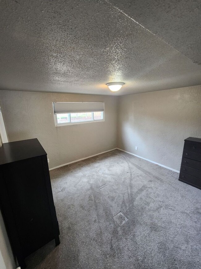 Building Photo - Wonderful Home