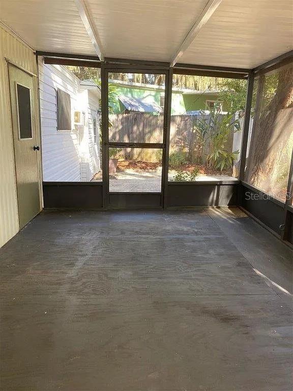 Building Photo - 814 Elkan Dr