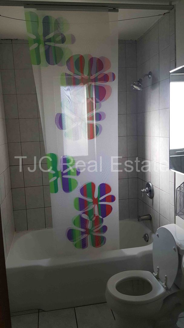 Building Photo - 1215 S Jackson St