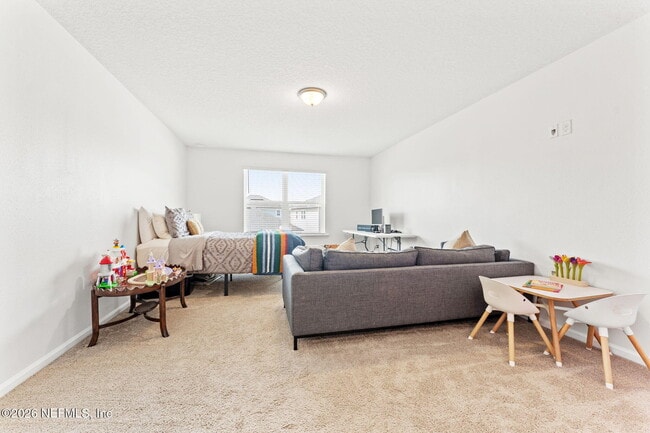 Building Photo - 611 Watervale Dr