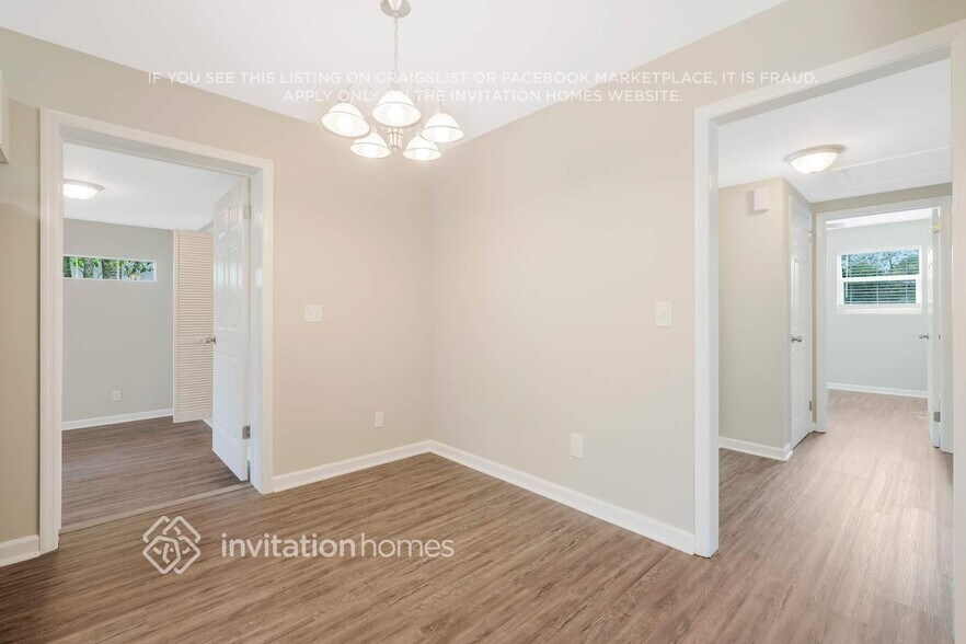 Building Photo - 2130 Thiervy Dr