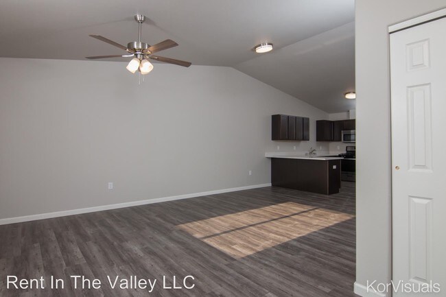 Building Photo - 3161 E Palmer-Wasilla Hwy