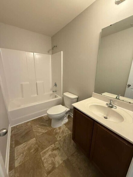 Building Photo - 717 Trap Shooter Cir