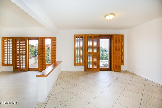 Building Photo - 4554 Rayburn St