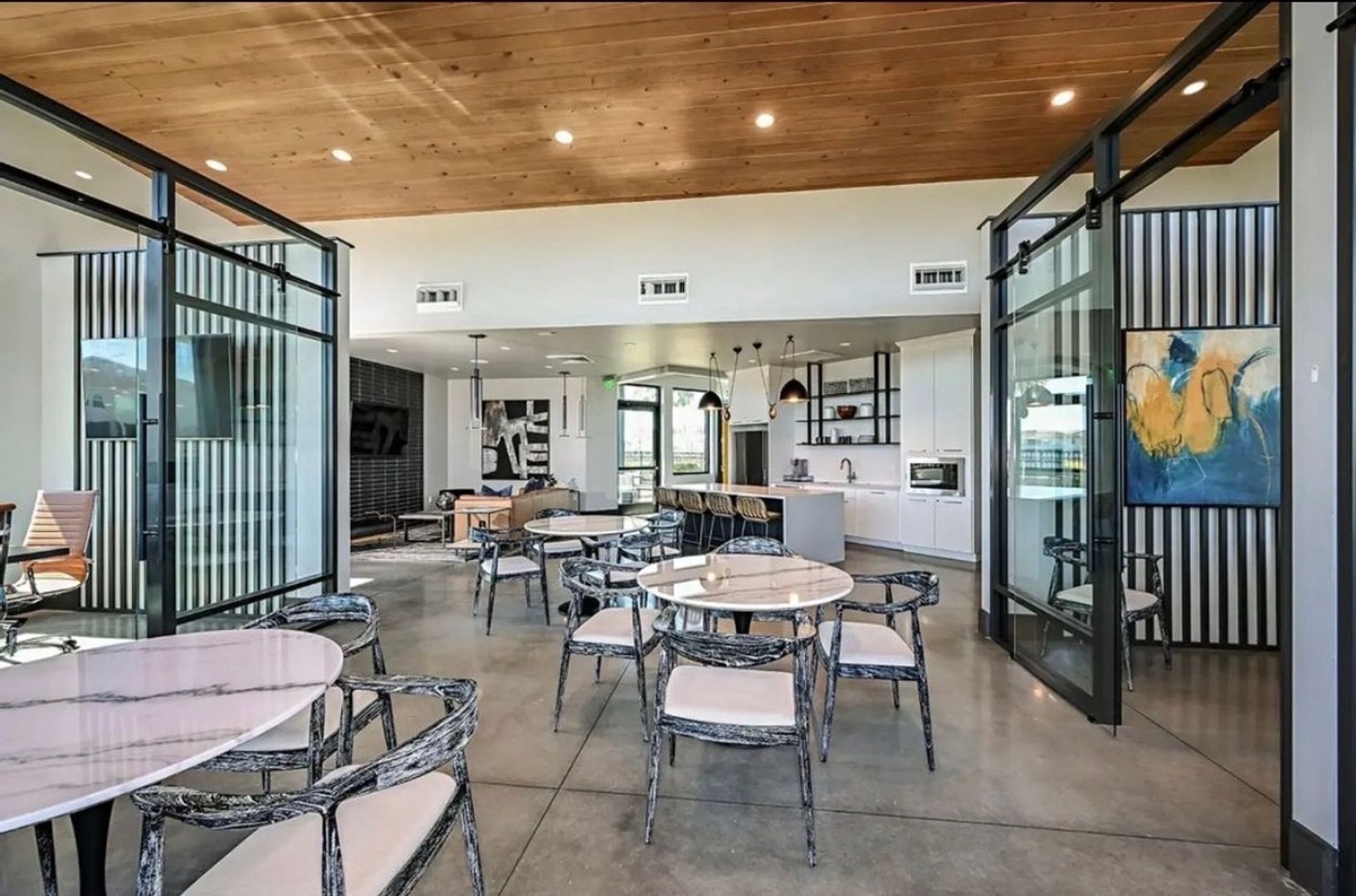 Building Photo - 5489 Elmview Xing