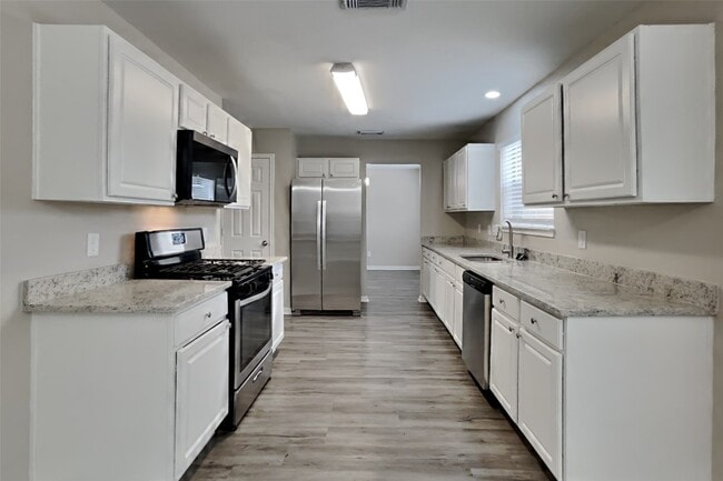 Building Photo - 3515 St William Ln