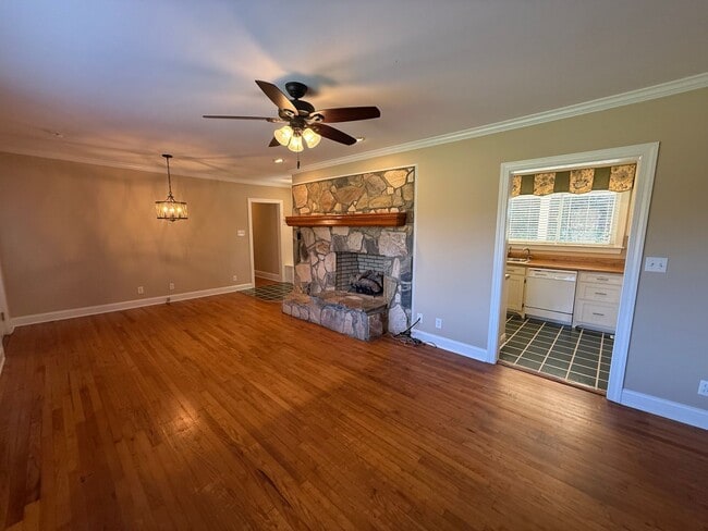 Building Photo - FOR RENT DAVIE COUNTY!! 336-360-5860