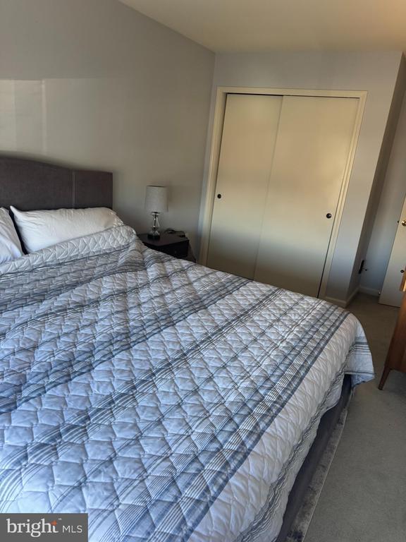 Building Photo - 43 S Poplar St