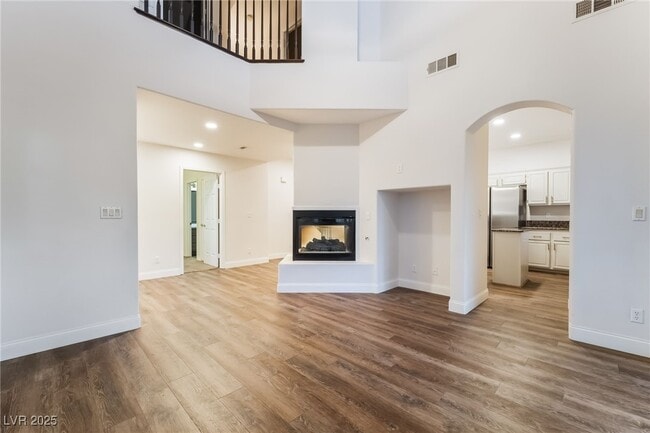 Building Photo - 109 Broken Rock Dr