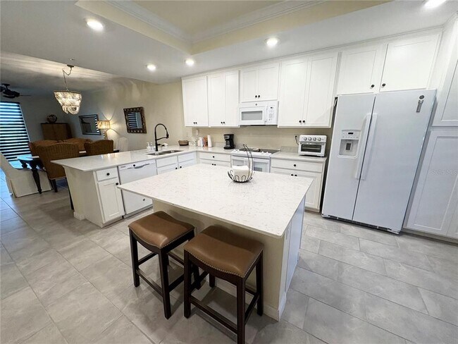 Building Photo - 5721 Palmer Cir