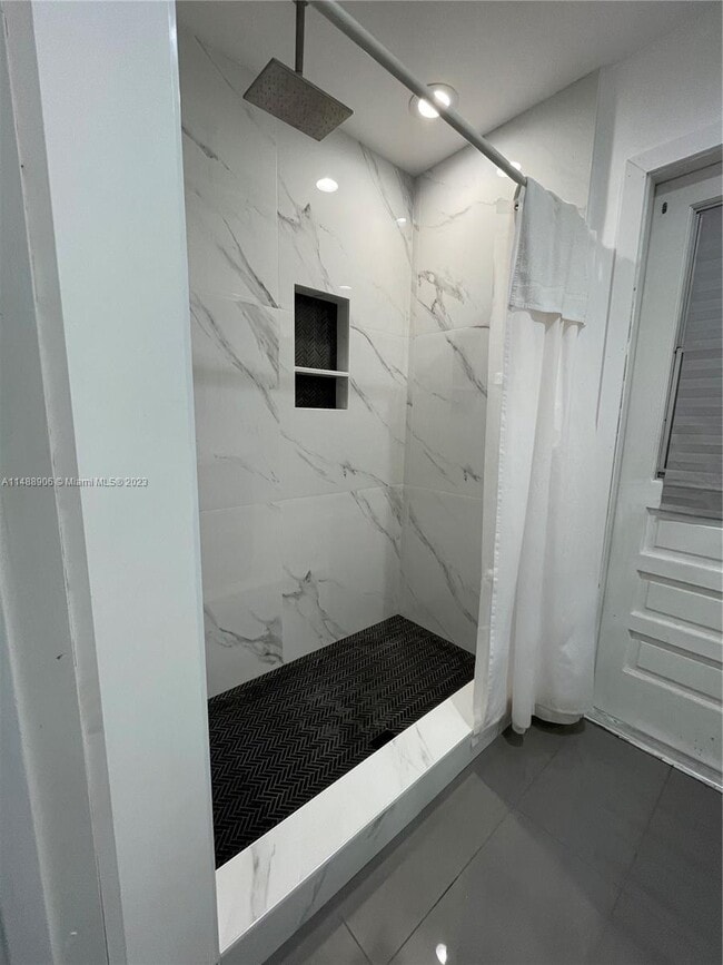 393 La Mancha Ave 393 La Mancha Ave Royal Palm Beach FL 33411