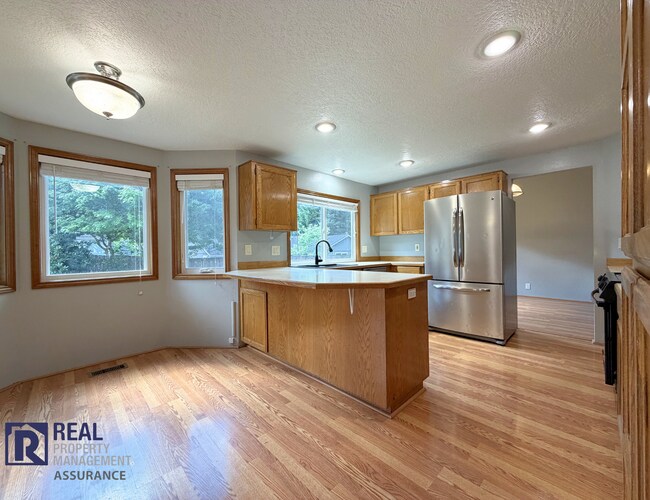Building Photo - 9085 SW Trigger Ct