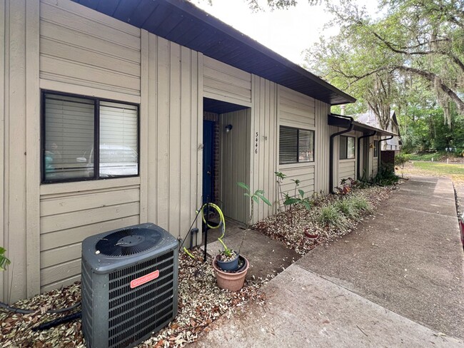 Building Photo - 2BR/2BA Condo in NW Gainesville - availabl...