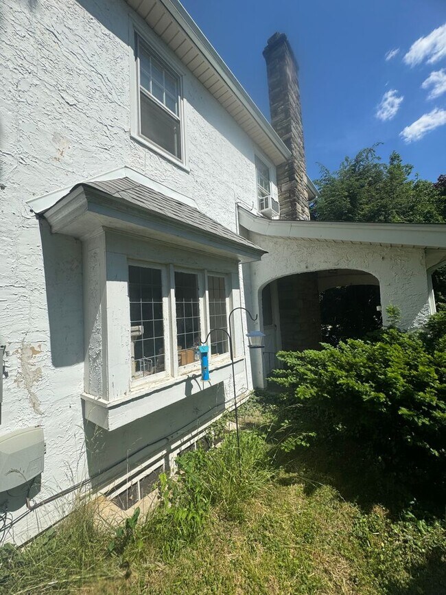 Building Photo - Upper Darby  rental. Ready to tour.
