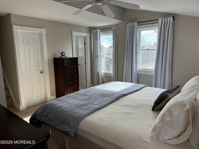 Building Photo - 333 Woodland Ave